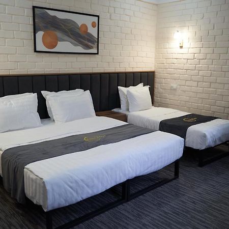 Vatan Plaza Hotel Tashkent Ngoại thất bức ảnh
