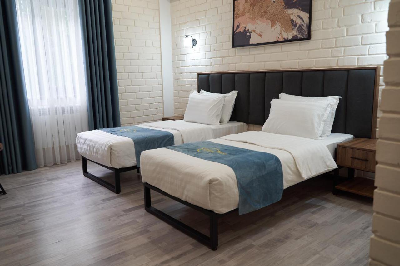 Vatan Plaza Hotel Tashkent Ngoại thất bức ảnh