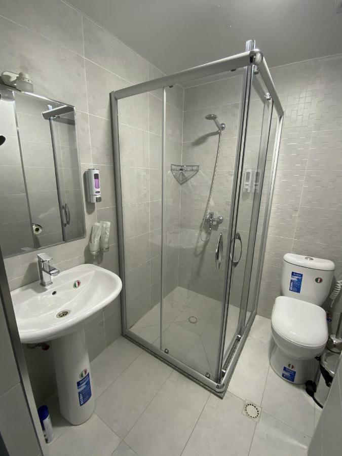 Vatan Plaza Hotel Tashkent Ngoại thất bức ảnh
