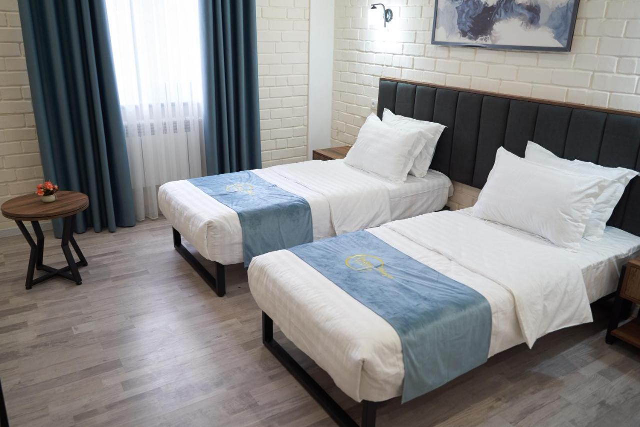 Vatan Plaza Hotel Tashkent Ngoại thất bức ảnh