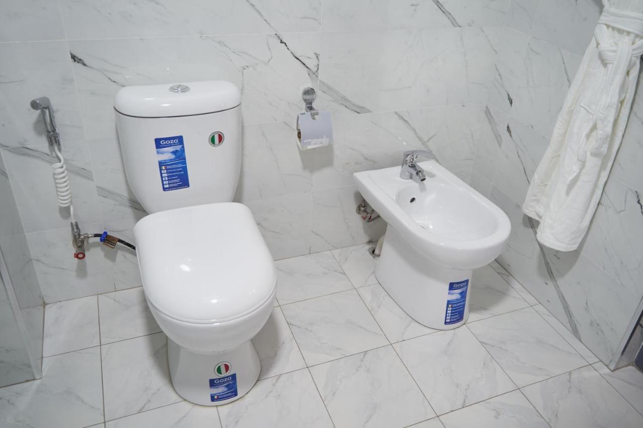 Vatan Plaza Hotel Tashkent Ngoại thất bức ảnh